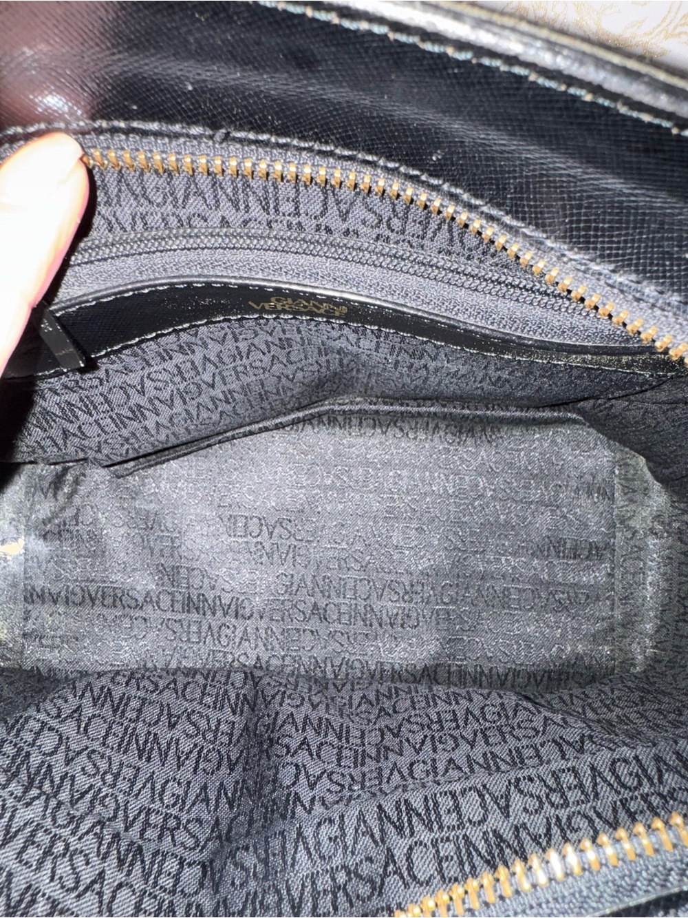 Gianni Versace Vintage Black Leather Satchel - Picture 4 of 8